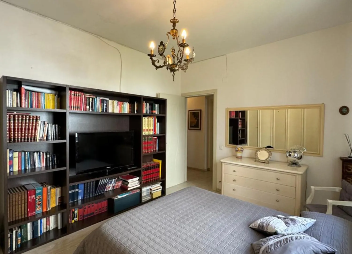 Romeo Apartment 2 Livorno 0*,  Italia